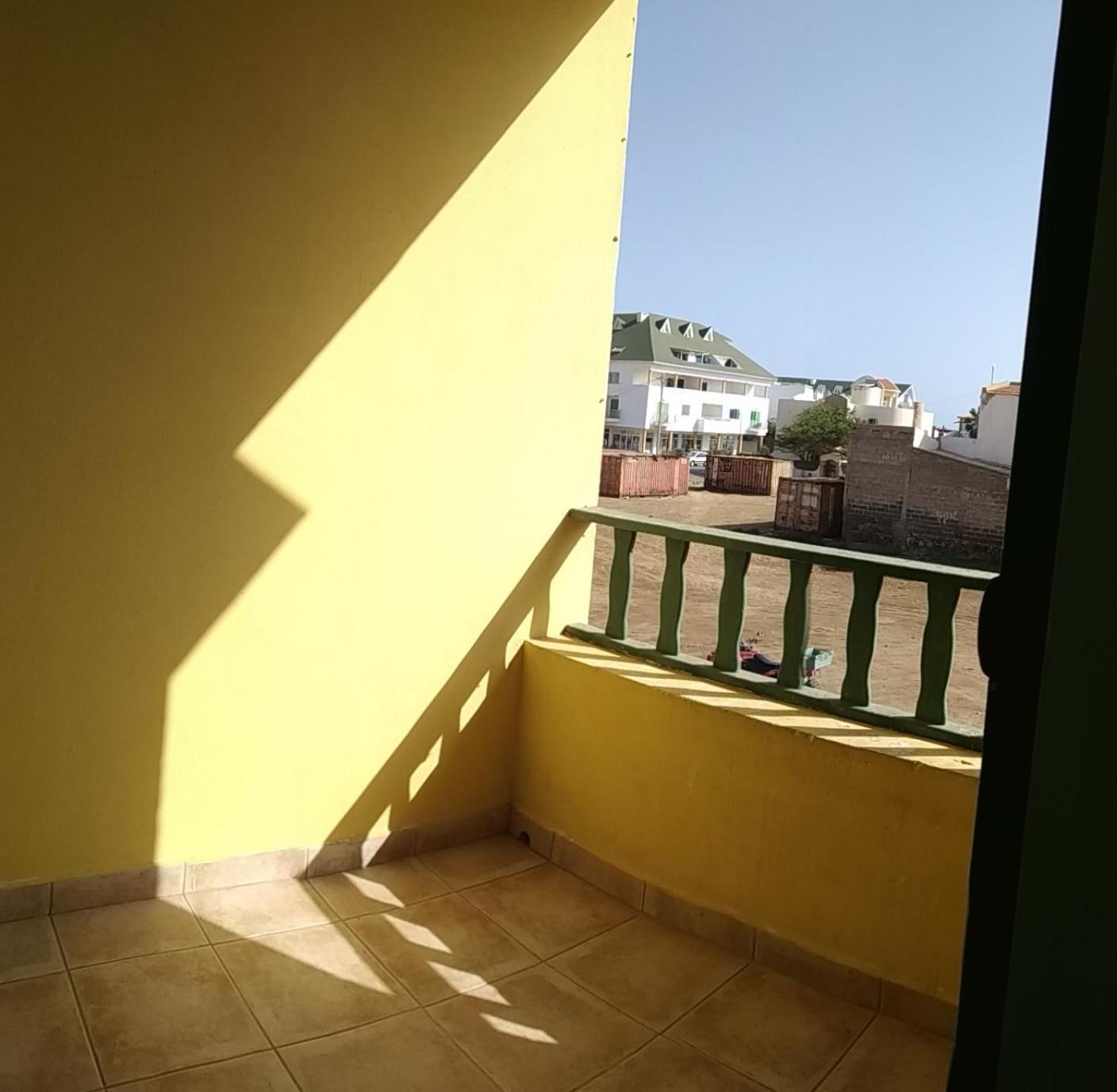 Capo Verde Vacanze Azalea Santa Maria Bagian luar foto