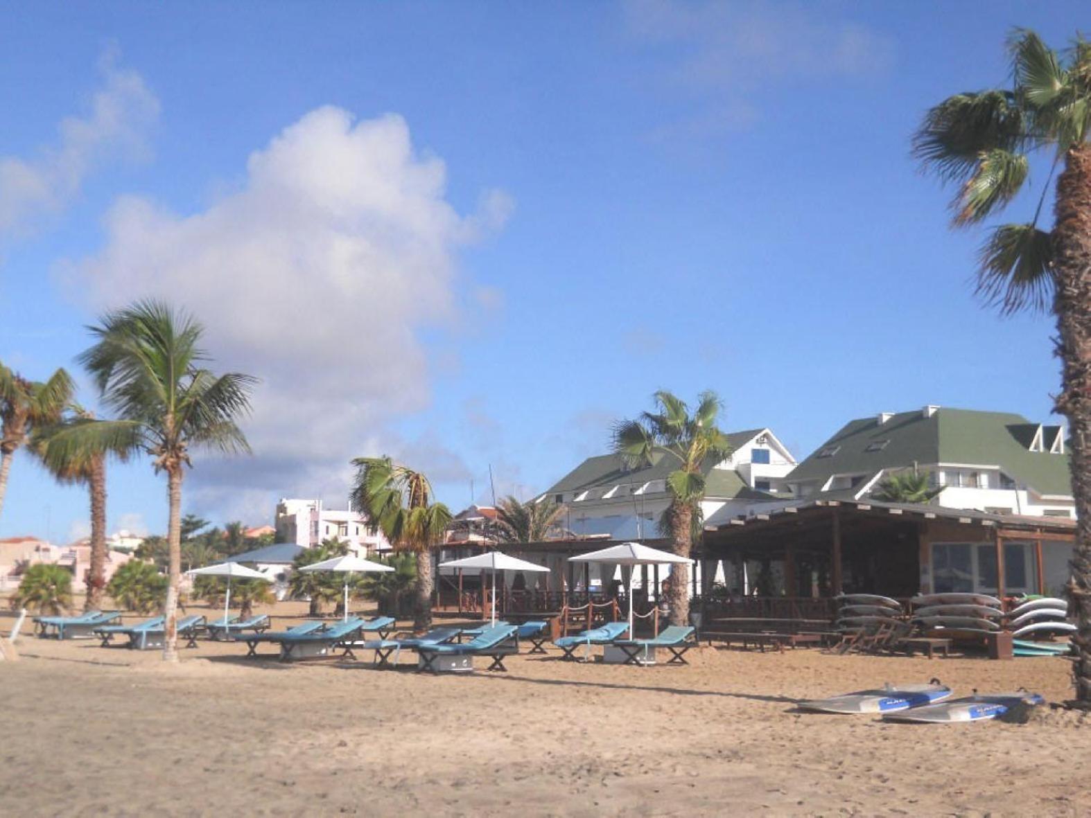 Capo Verde Vacanze Azalea Santa Maria Bagian luar foto